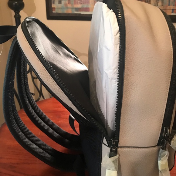 Graffiti Backpack—SOLD— - Picture 6 of 8